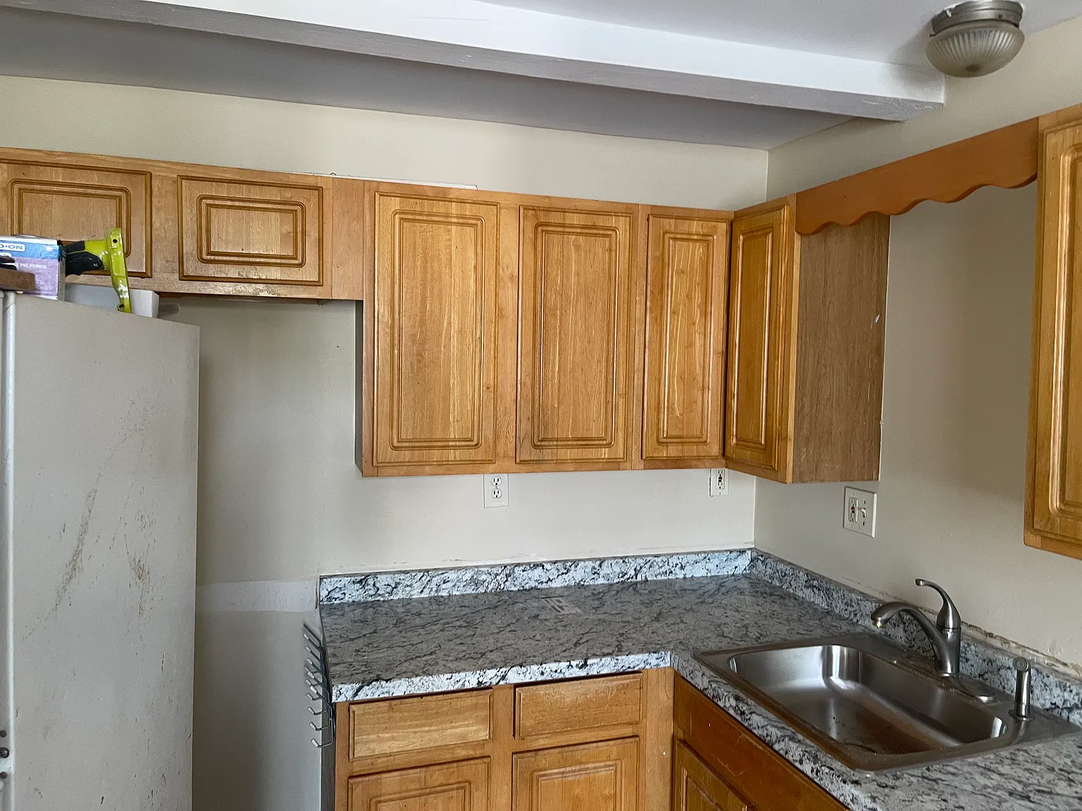 93 Ash St — Photo 2