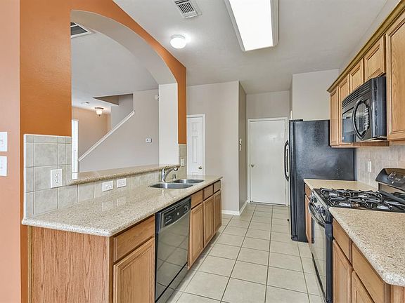 5th image of 13511 Fawn Lily Dr