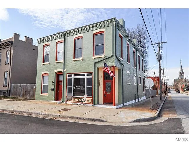 2801-2803 Missouri Ave photo 1