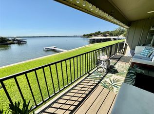 5238 Country Club Dr, Granbury, TX 76049