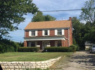 1905 Versailles Rd, Lexington, KY 40504
