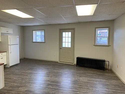 501 S Main St — Photo 3