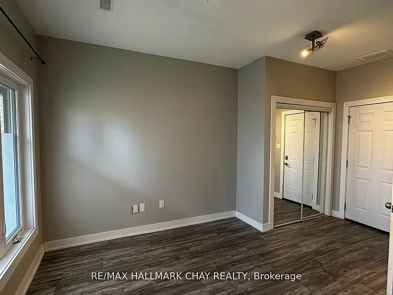 540 Essa Rd #38 — Photo 4