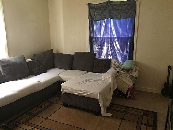 3rd image of 204 Sherman Ave