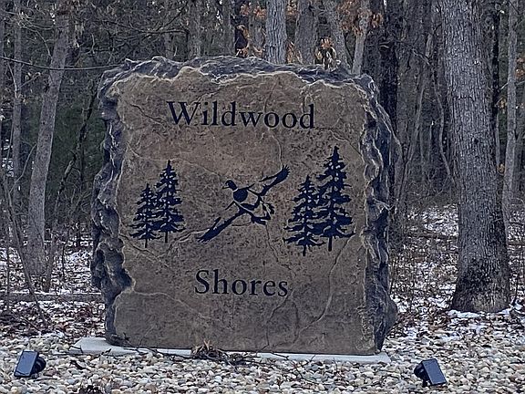 3rd image of Wildwood Dr