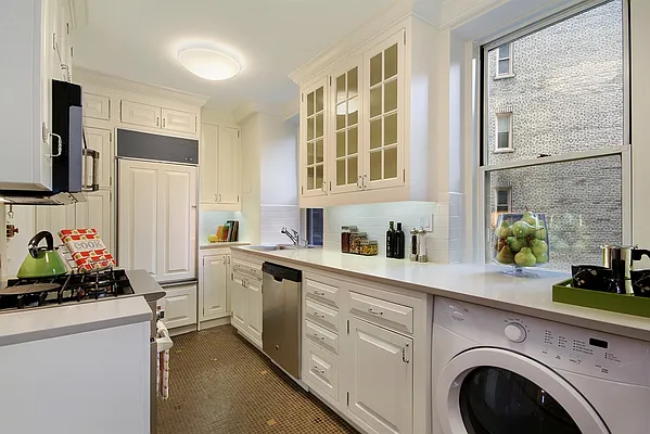 Sold by Corcoran | media 20