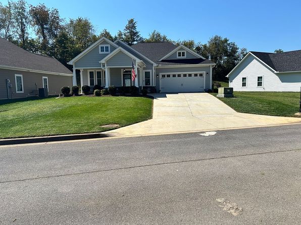 515 Villa Ln