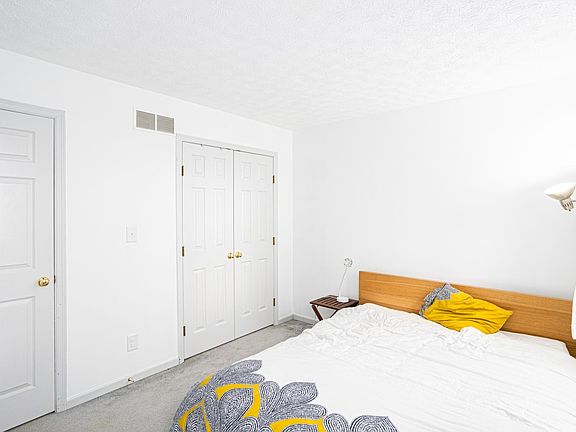 4th image of 5888 Tara Hill Dr