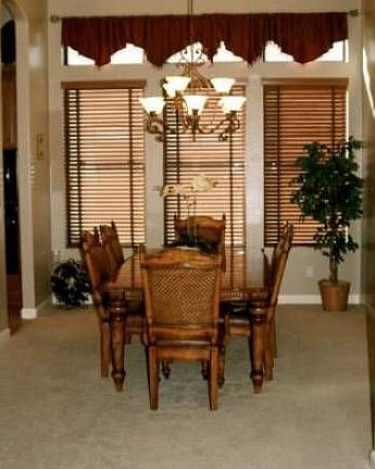 Formal dinning room