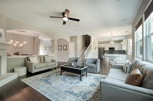 1st image of 4213 Canyon Glen Cir
