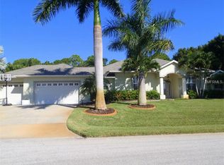 8 Long Meadow Rd, Rotonda West, FL 33947