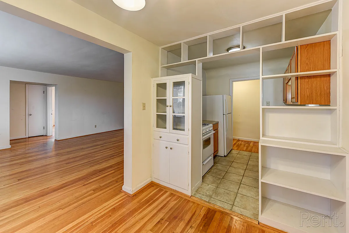 Building Photo - Eden Cliff Apartments