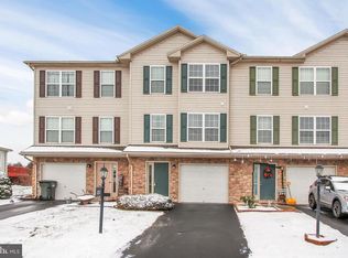 555 Fisher Dr, York, PA 17404