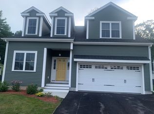 52 Kodiak Ln, Milford, MA 01757