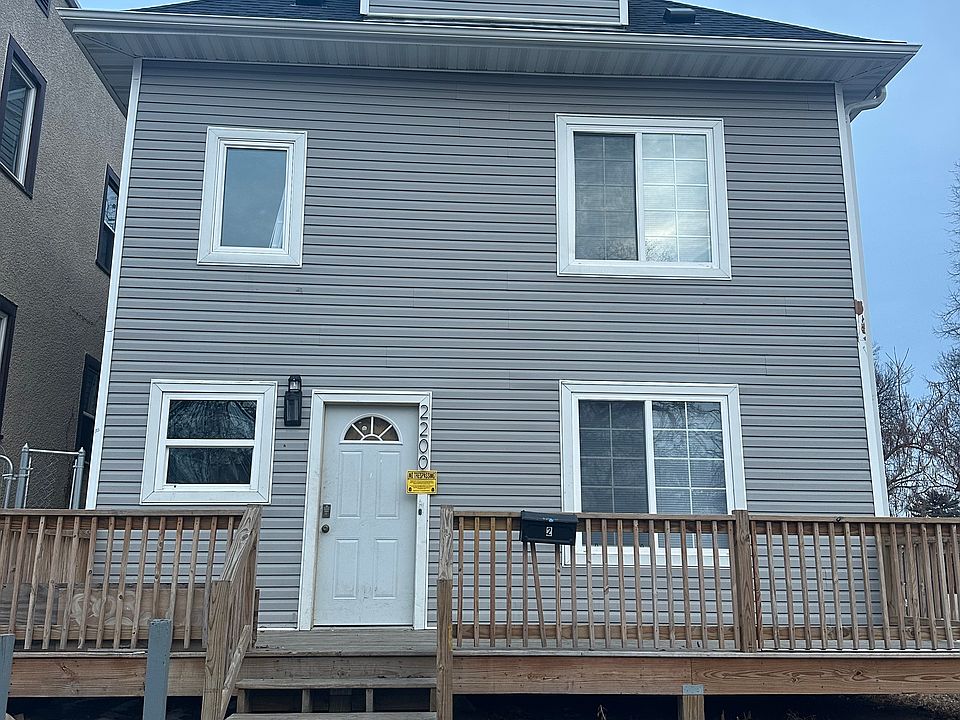 1st image of 2200 Emerson Ave N Unit 1