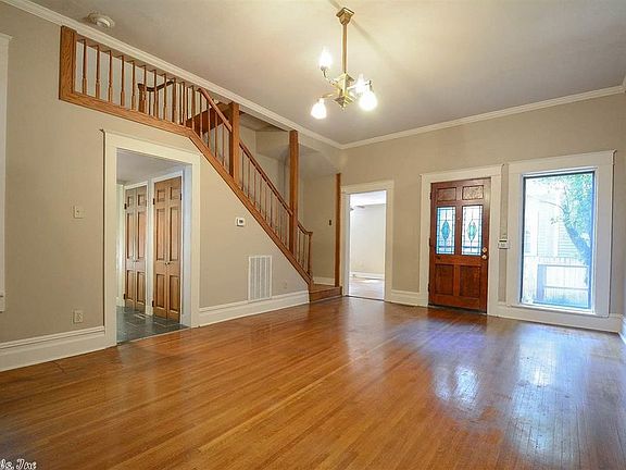 4th image of 500 E 8th St #1