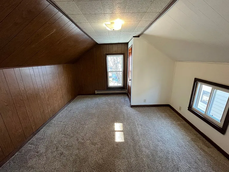 107 Logan St — Photo 11
