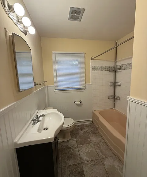 810 W Vandalia Rd — Photo 8