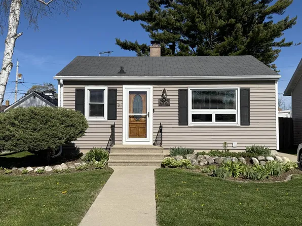 2921 24th AVENUE, Kenosha, WI 53140
