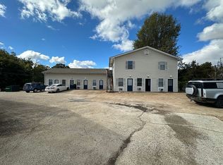 33A Holiday Dr, Jackson, TN 38305