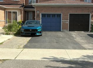 240 McLevin Ave, Toronto, ON M1B 6C3