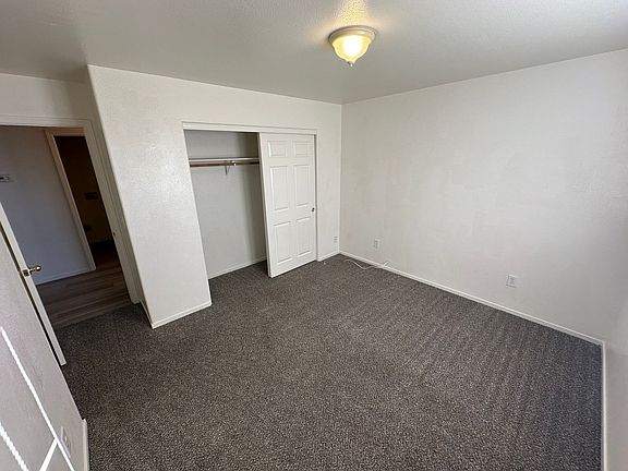 4th image of 330 Soaring Way Unit B