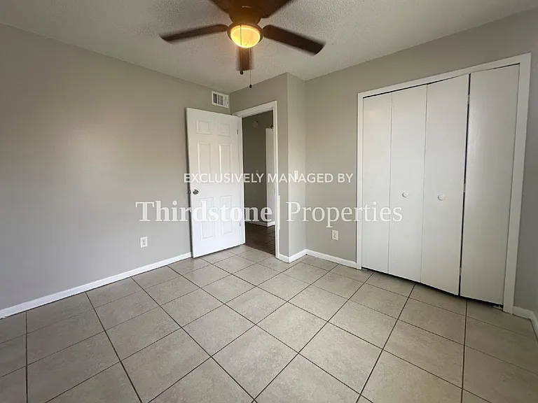 1324 Jefferson Ave #D — Photo 9