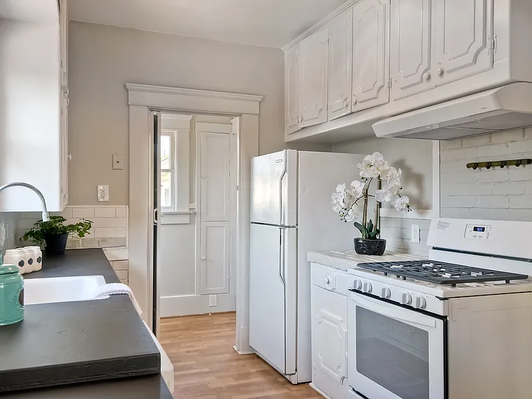6857 Mohawk St — Photo 3
