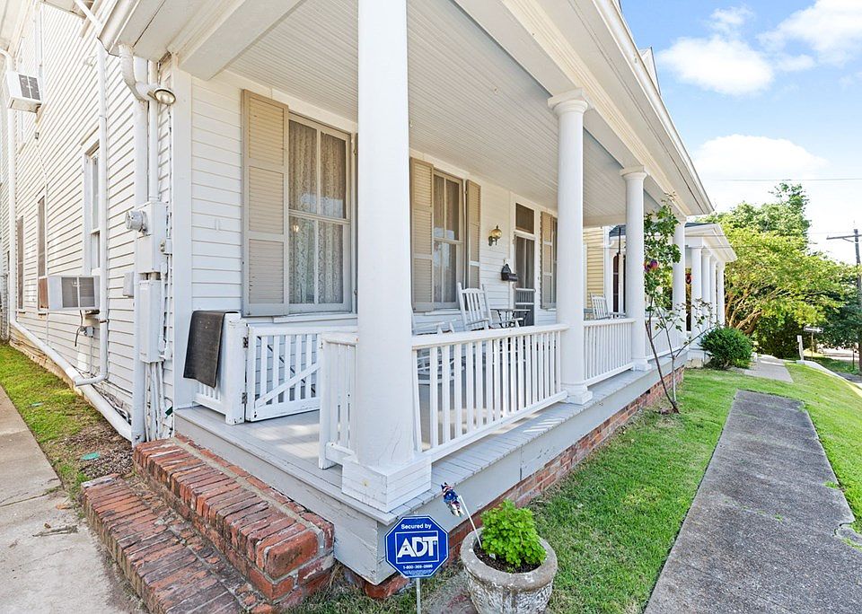402 Washington St, Natchez, MS 39120 Zillow
