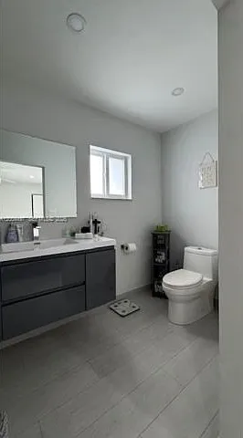13812 SW 16th Ter — Photo 10