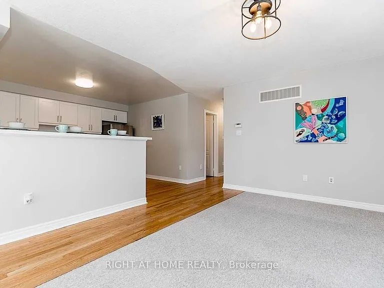 6 Peter St — Photo 13
