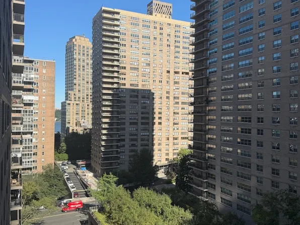 140 West End Avenue image 11 of 19