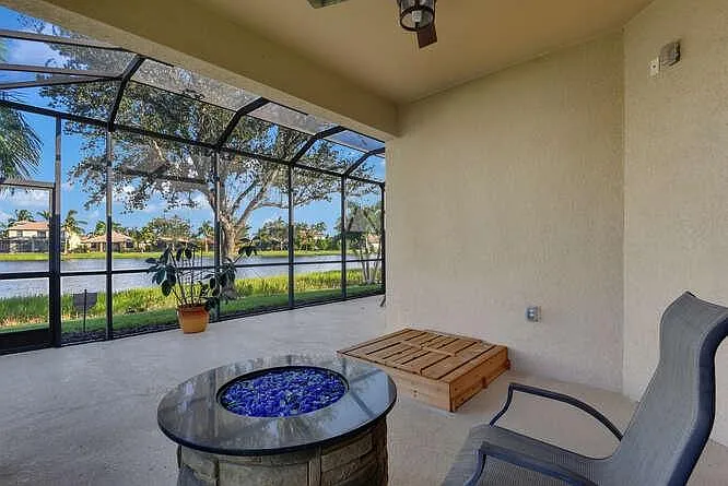 11326 Red Bluff Ln — Photo 22