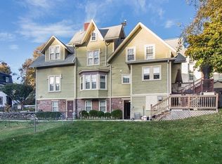 86 Thornton St, Roxbury, MA 02119