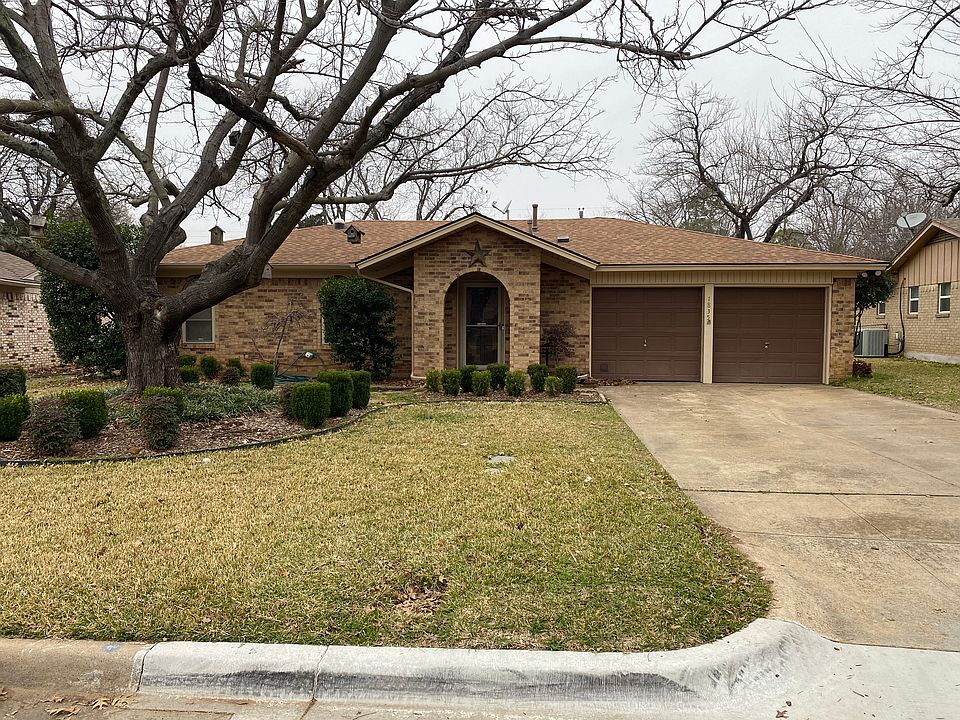1st image of 1835 Larkspur Dr