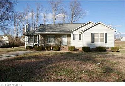 1st image of 1403 Hyalyn Ct