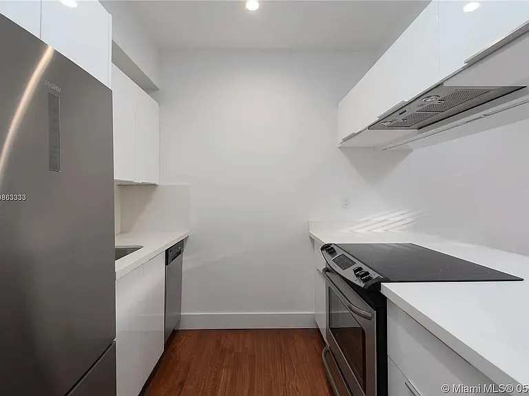 3661-3677 Poinciana Ave — Photo 2