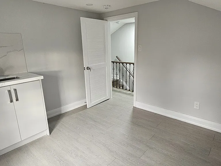 Upstairs Guest Bedroom