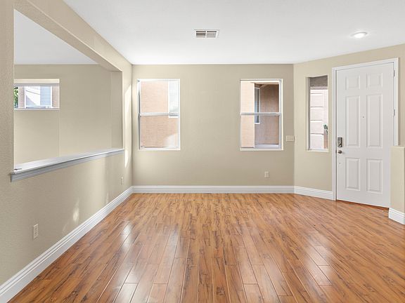 4th image of 6732 Pastel Camellia St