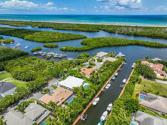 3rd image of 8374 SE Lagoon Drive