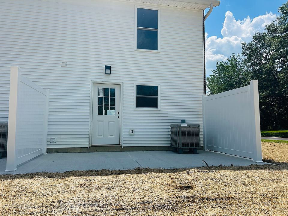 2nd image of 1038 State Road 46 E #A