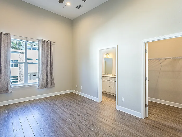 2170 Capital Cir SE #MULTIPLE — Photo 13