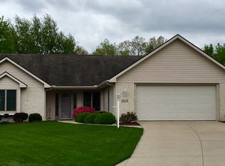 6304 Tree Top Trl, Fort Wayne, IN 46845