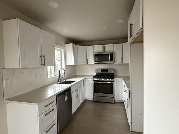 5th image of 4412 W Marvin St