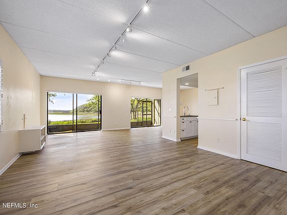 5th image of 21 ALEDO Court