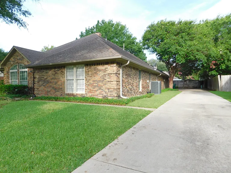 3105 Old North Rd — Photo 43