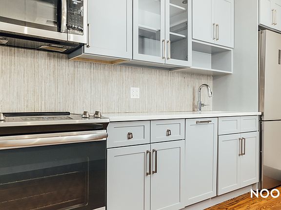 2nd image of 1016 Carroll St #1K