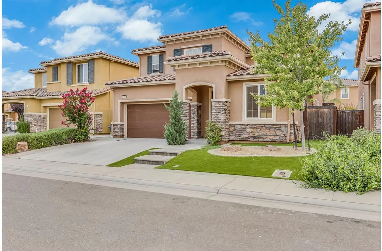 8164 Demui Way photo 1