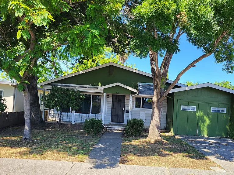300 Utah St — Photo 1