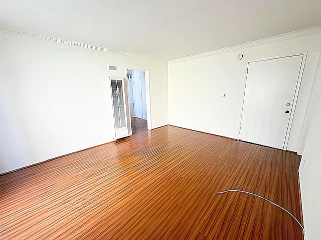 4919 Beverly Blvd #1 — Photo 12